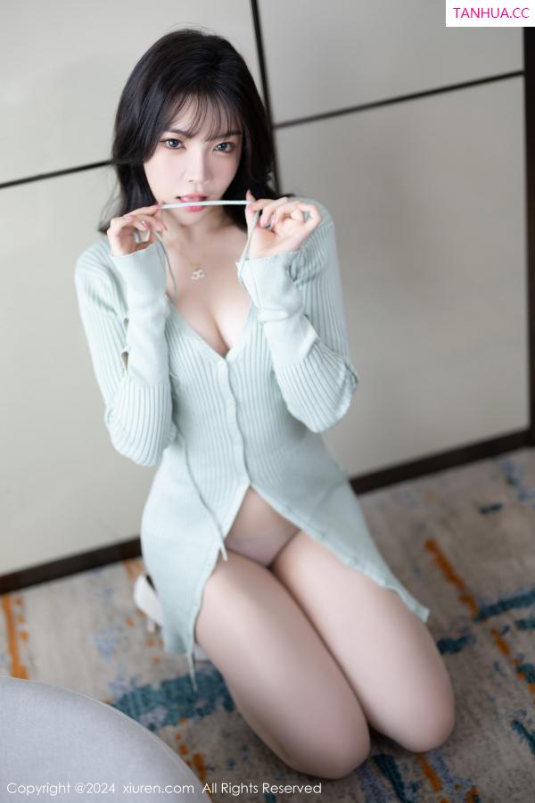 陈芝 芝芝Booty [XiuRen]高清写真图 2024.01.26 No.8028 徐莉芝Booty 丝袜美腿第22张图片